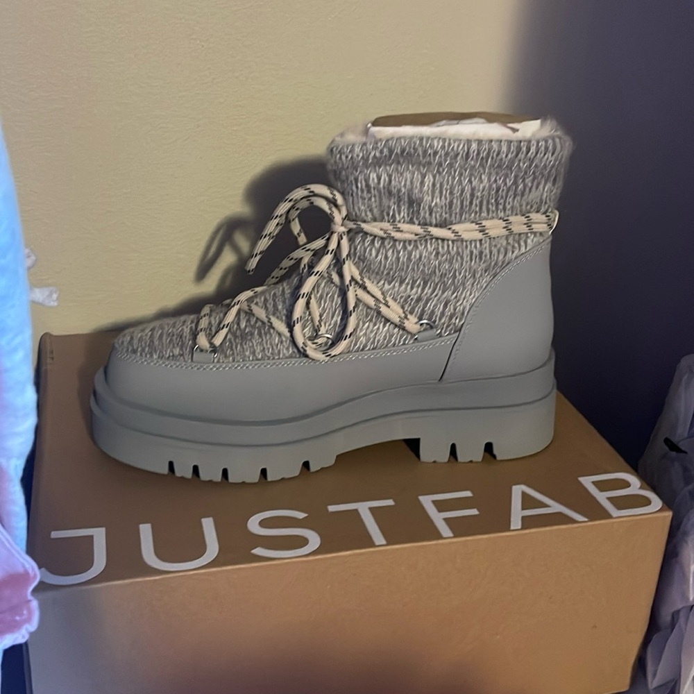 Nina fuzzie bootie